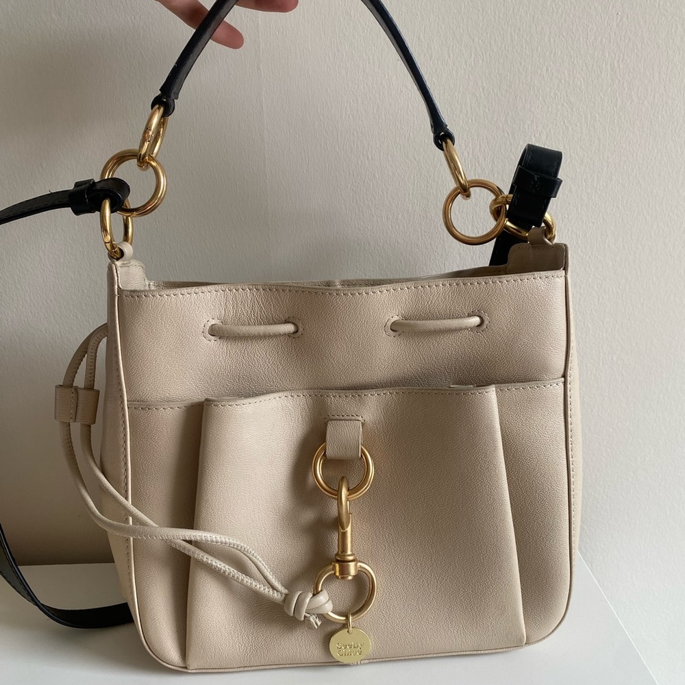 See by CHLOE excellent condition bag!! Long strap and short strap detachable.